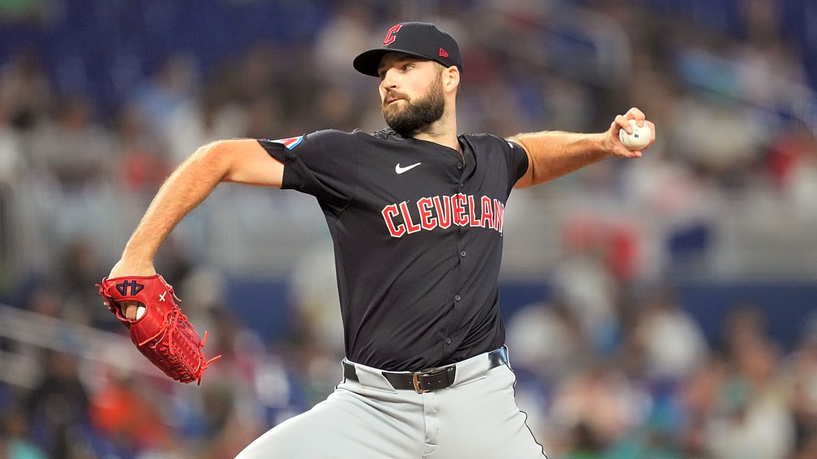 Giants to sign Sam Hentges