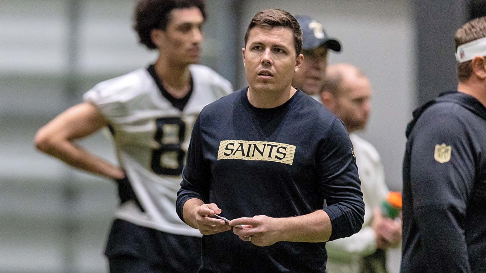 Saints Launch QB Battle After Derek Carr Announces Retirement