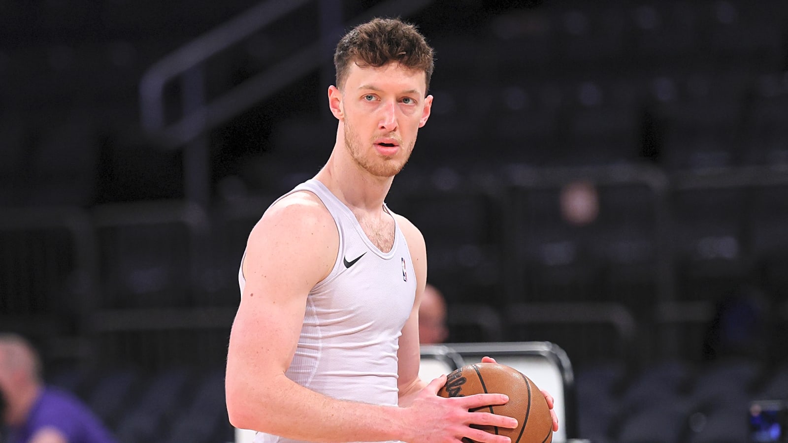 Hornets, Drew Peterson Agree To Two-Way Deal