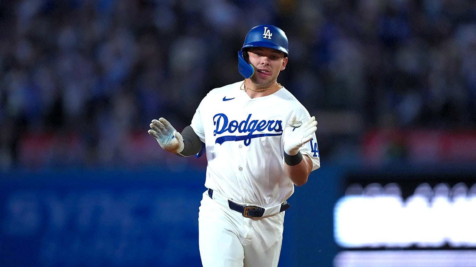 Dalton Rushing Denies Saying Expletive Message To Jung Hoo Lee
