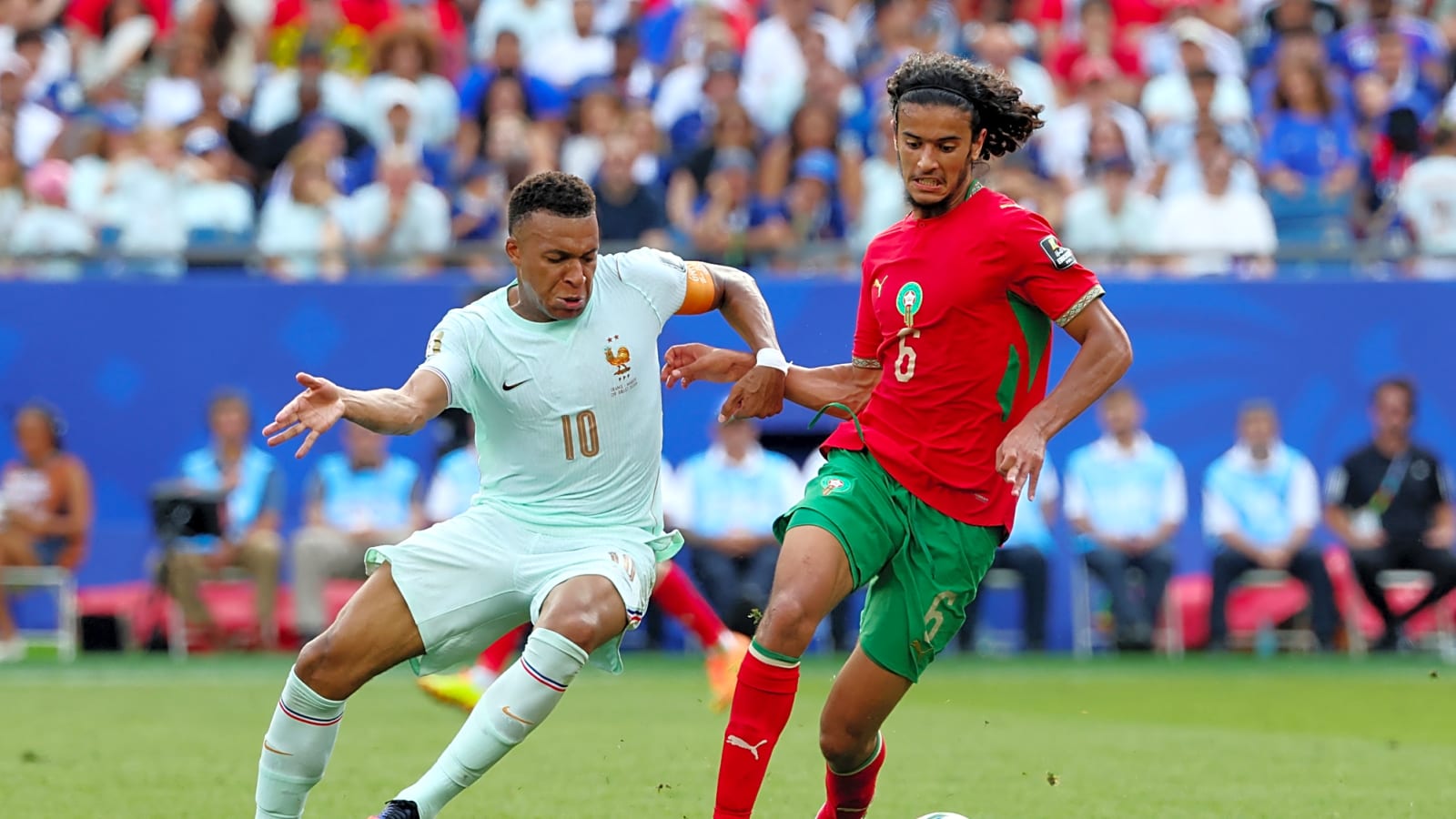 Lille agree deal to sell Ayyoub Bouaddi