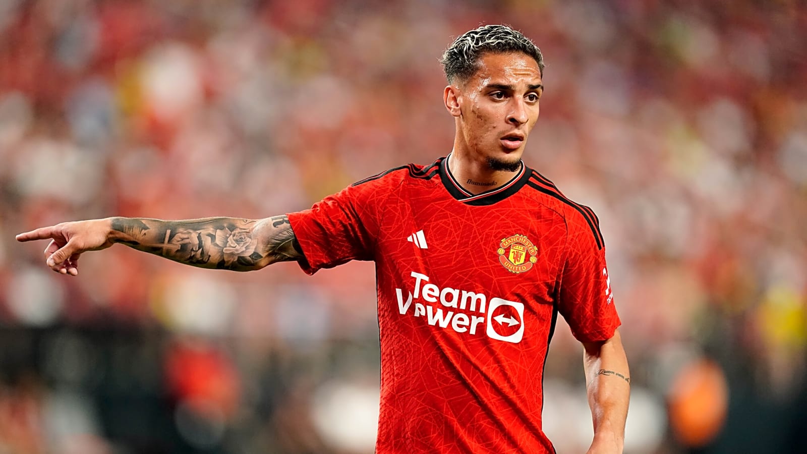 Mnachester United outcast rules out return to homeland amidst Old Trafford struggles