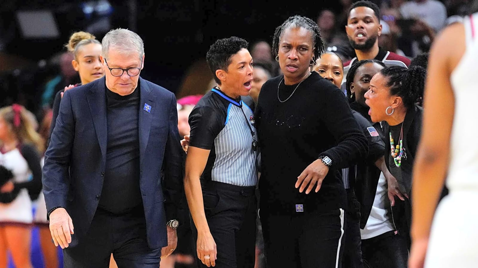 Geno Auriemma reveals why he was irked with Dawn Staley