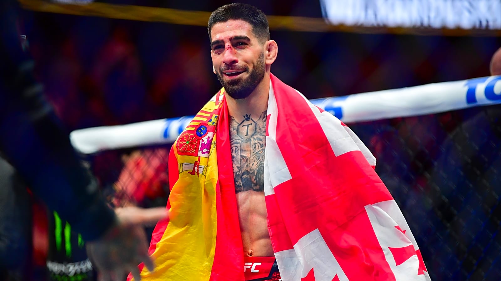 UFC Commentator Highlights How Ilia Topuria Brings ‘Unusual’ Mike Tyson-Style Boxing to MMA