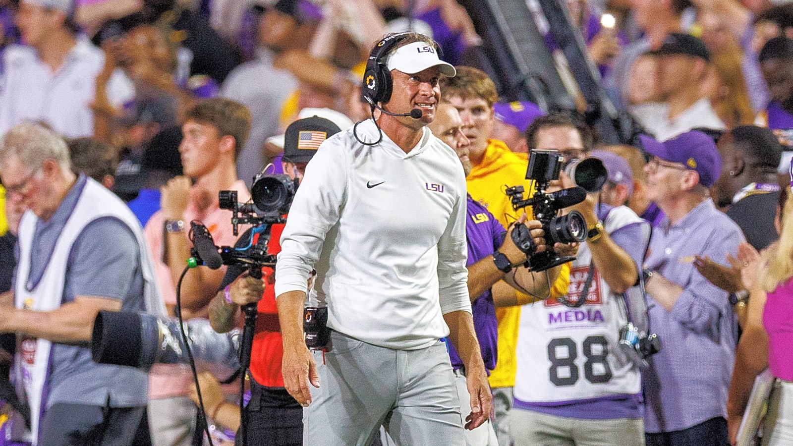 Watch: Agent Shines Light on LSU, SEC Situation