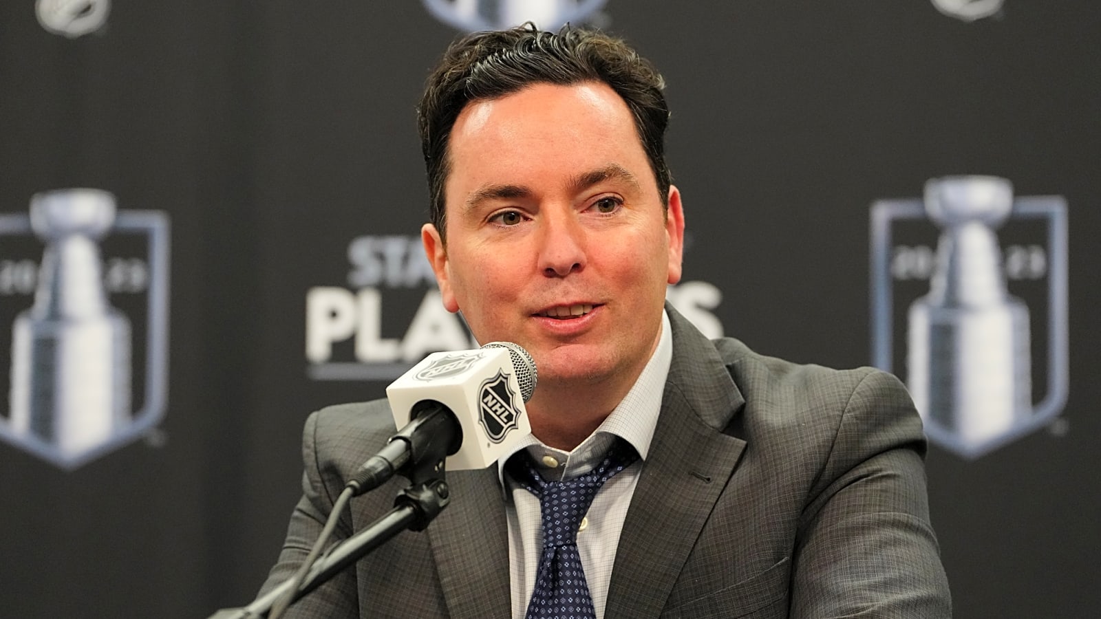 New Candidate Unexpectedly Emerges as Frontrunner to Become Boston Bruins Head Coach