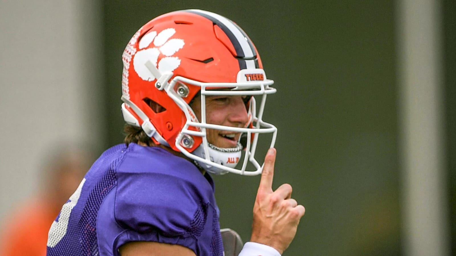 Are Cade Klubnik and Drew Allar Heisman Front-Runners? One Analyst Seems To Think So