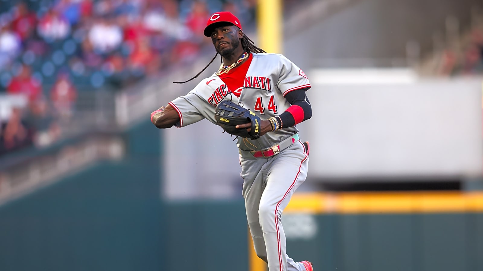 MLB Network airs obscene photo featuring Elly De La Cruz