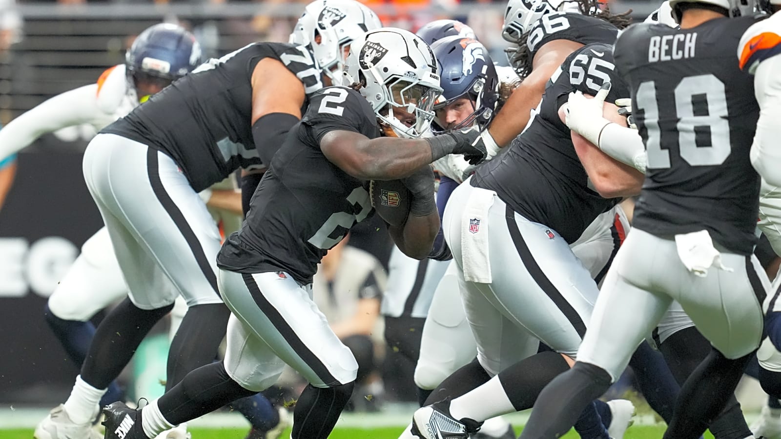 Reoccurring issues doom Raiders once again in loss to Broncos