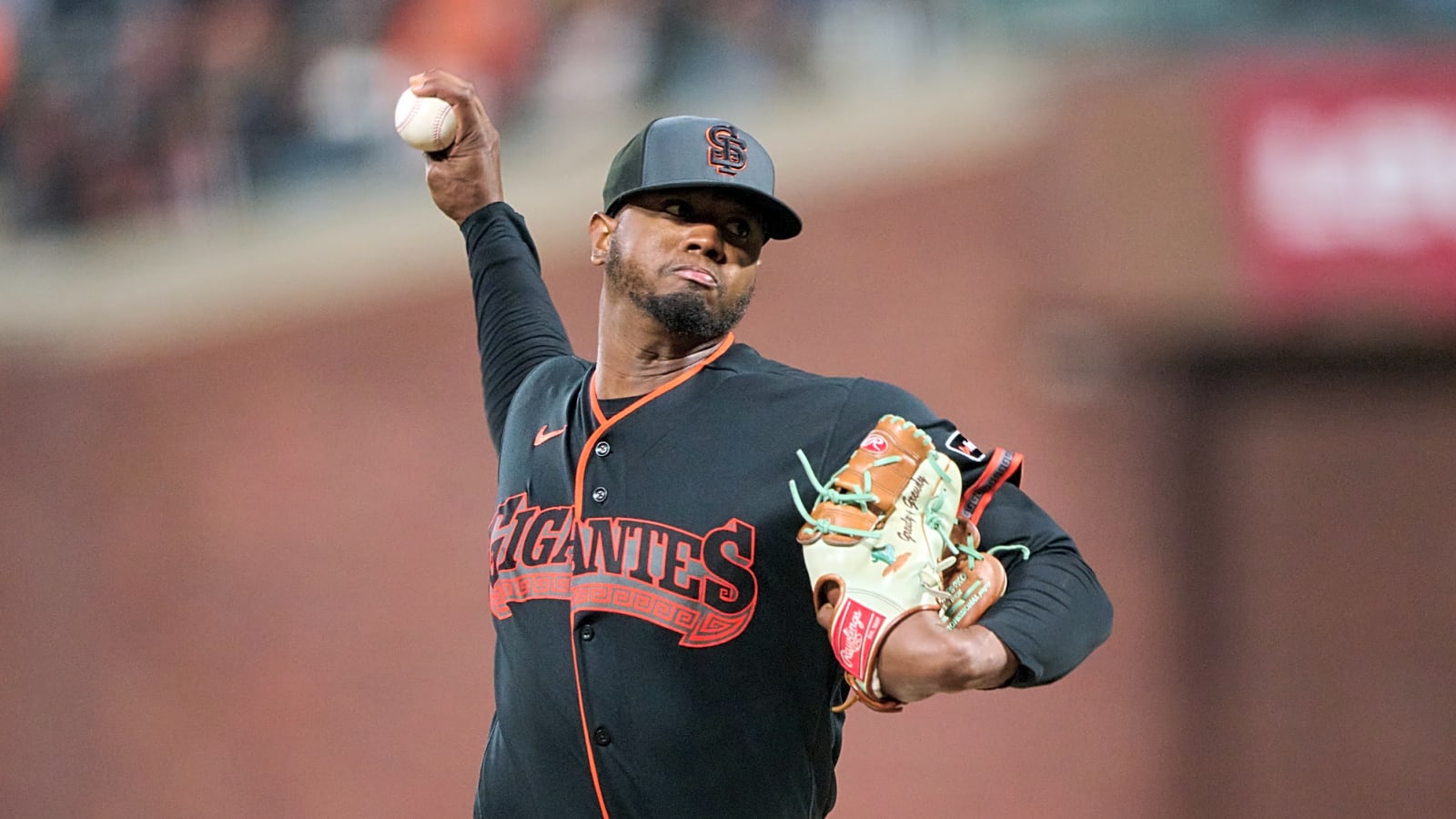 Gregory Santos Elects Free Agency