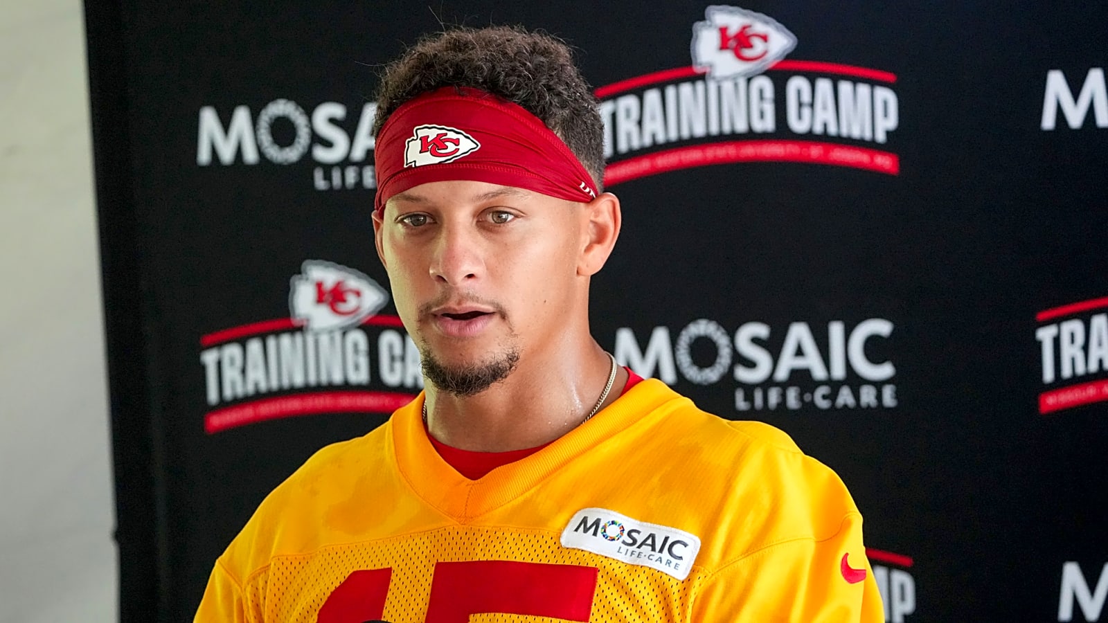 Patrick Mahomes&#39; Classy Reaction To Longtime NFL Star&#39;s Retirement