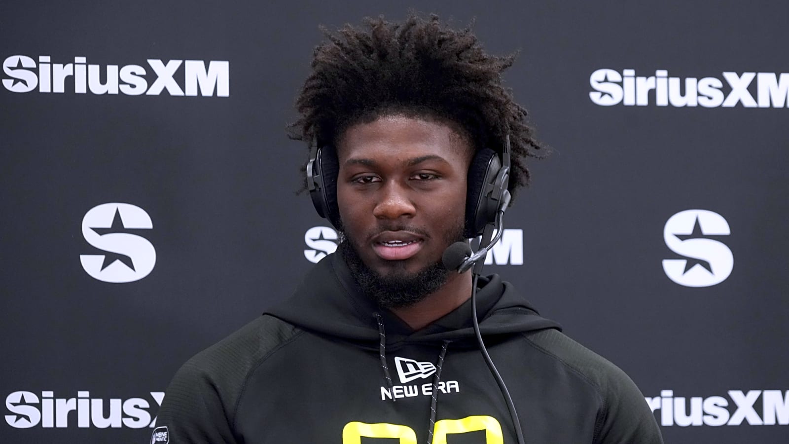 Falcons&#39; Jalon Walker Has Been &#39;Absolutely Awesome&#39;