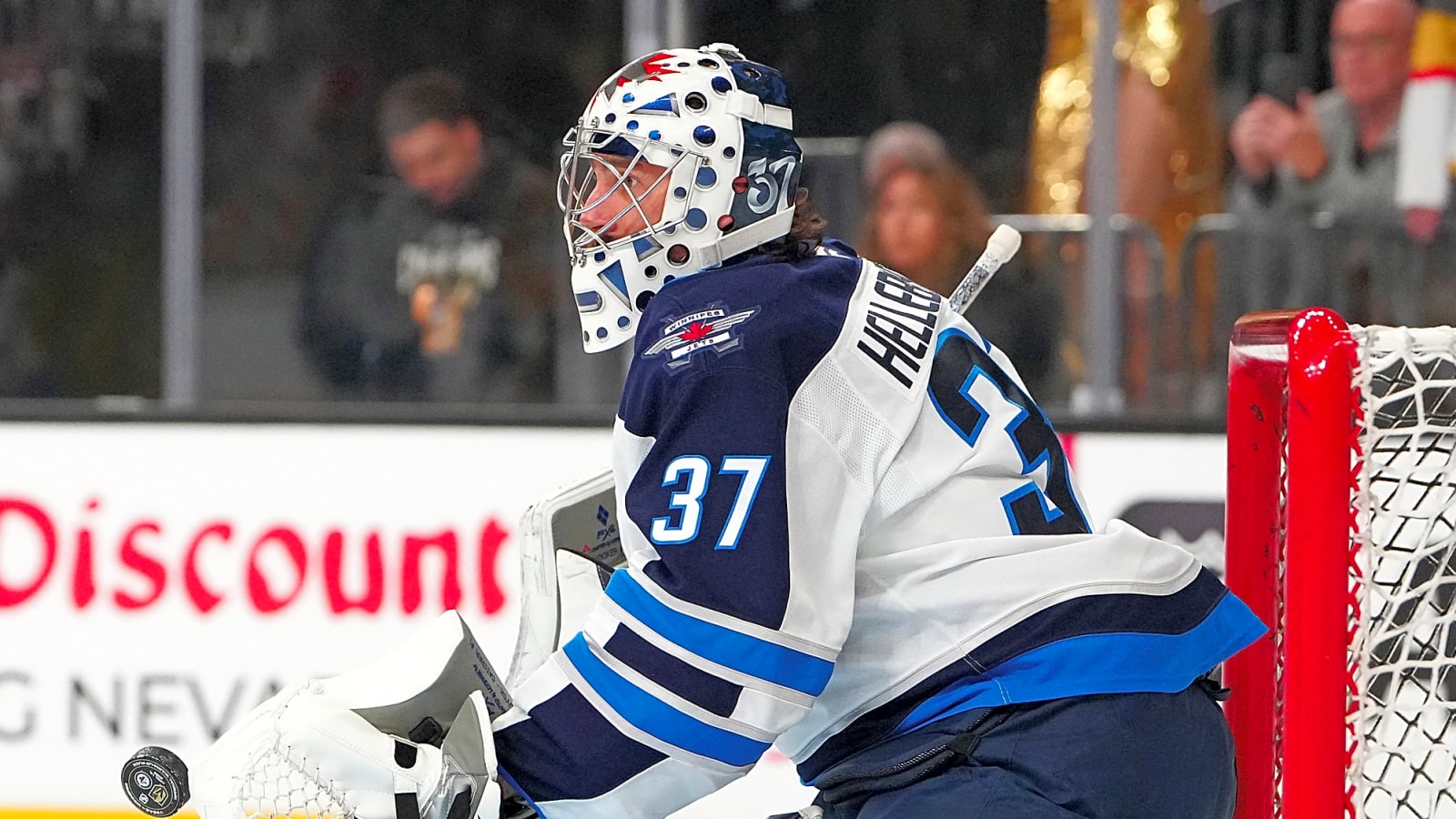 Are the Devils Stanley Cup contenders with Connor Hellebuyck?