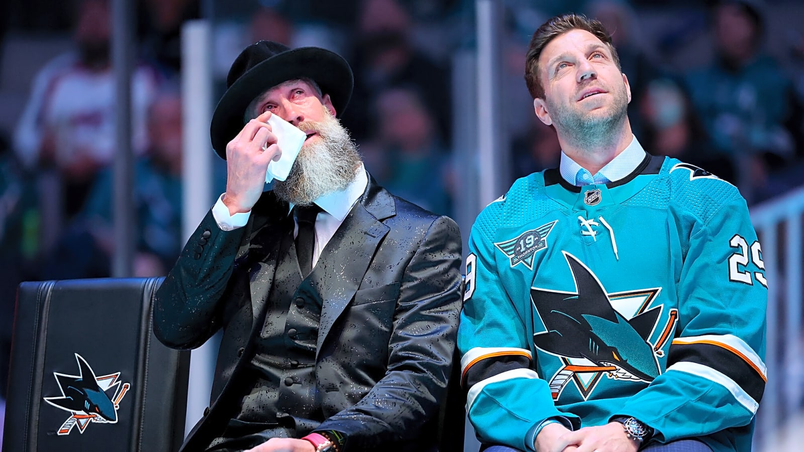 Longtime NHLer Ryane Clowe Abandons the San Jose Sharks to Join Eastern Conference Rival
