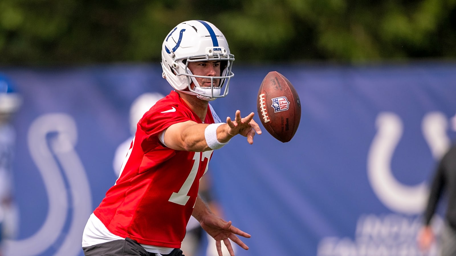 Analyst Believes Daniel Jones Is on Track to Have a Sam Darnold-like Season with the Colts