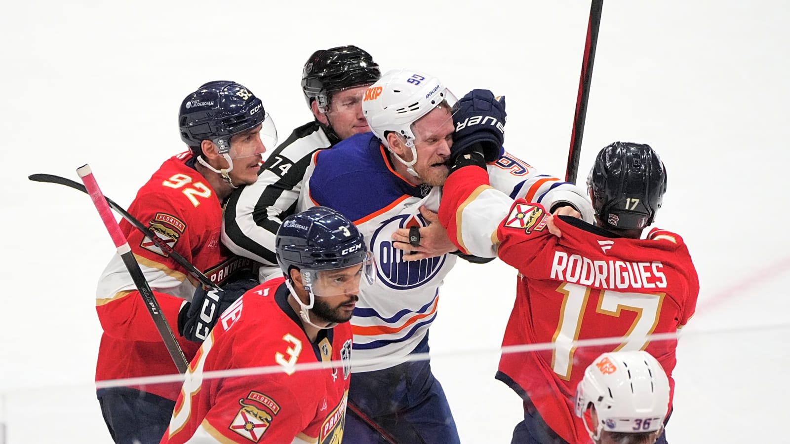 Watch: Huge Scrum Breaks Out During Oilers-Panthers Game 3