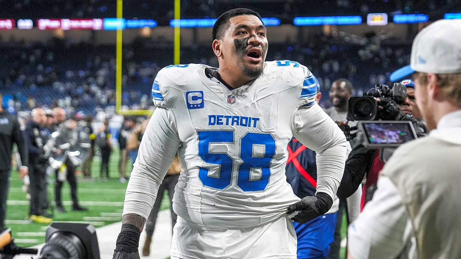 Lions GM Open To Moving Penei Sewell To LT