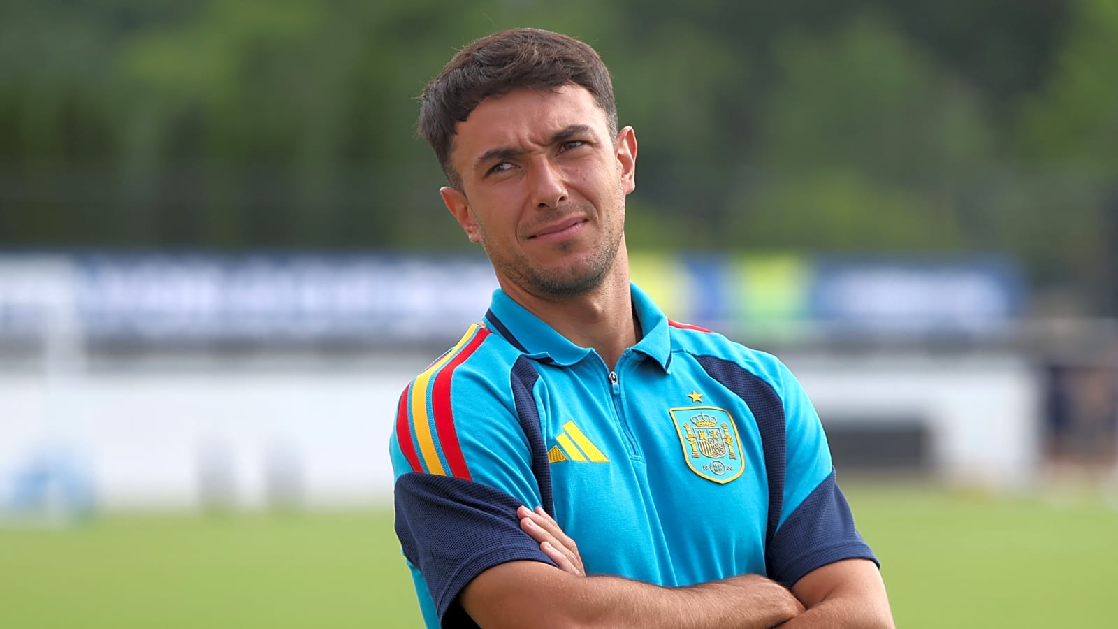 Arsenal willing to sell midfielder after just one season