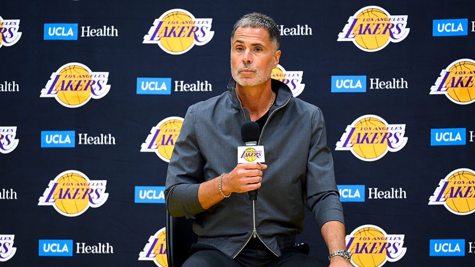 Lakers running back 'mostly similar' group next season reportedly not viewed as viable option