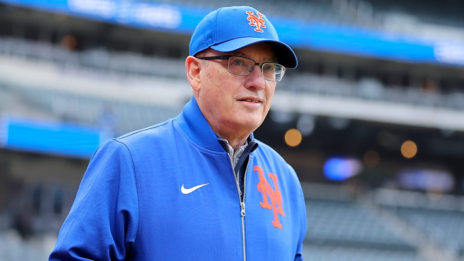 Cohen sends message to Green about Mets' managerial opening