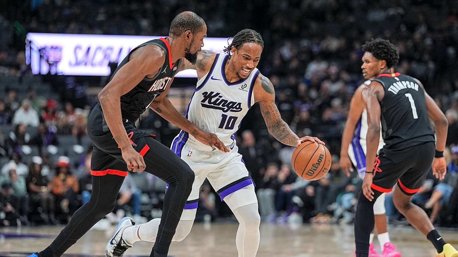 Kings snap 7-game skid with win over Rockets