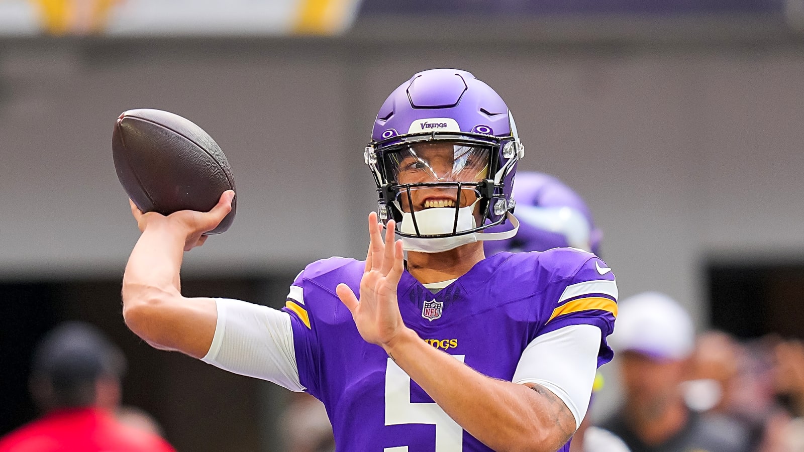 Vikings Sign QB Desmond Ridder To Practice Squad