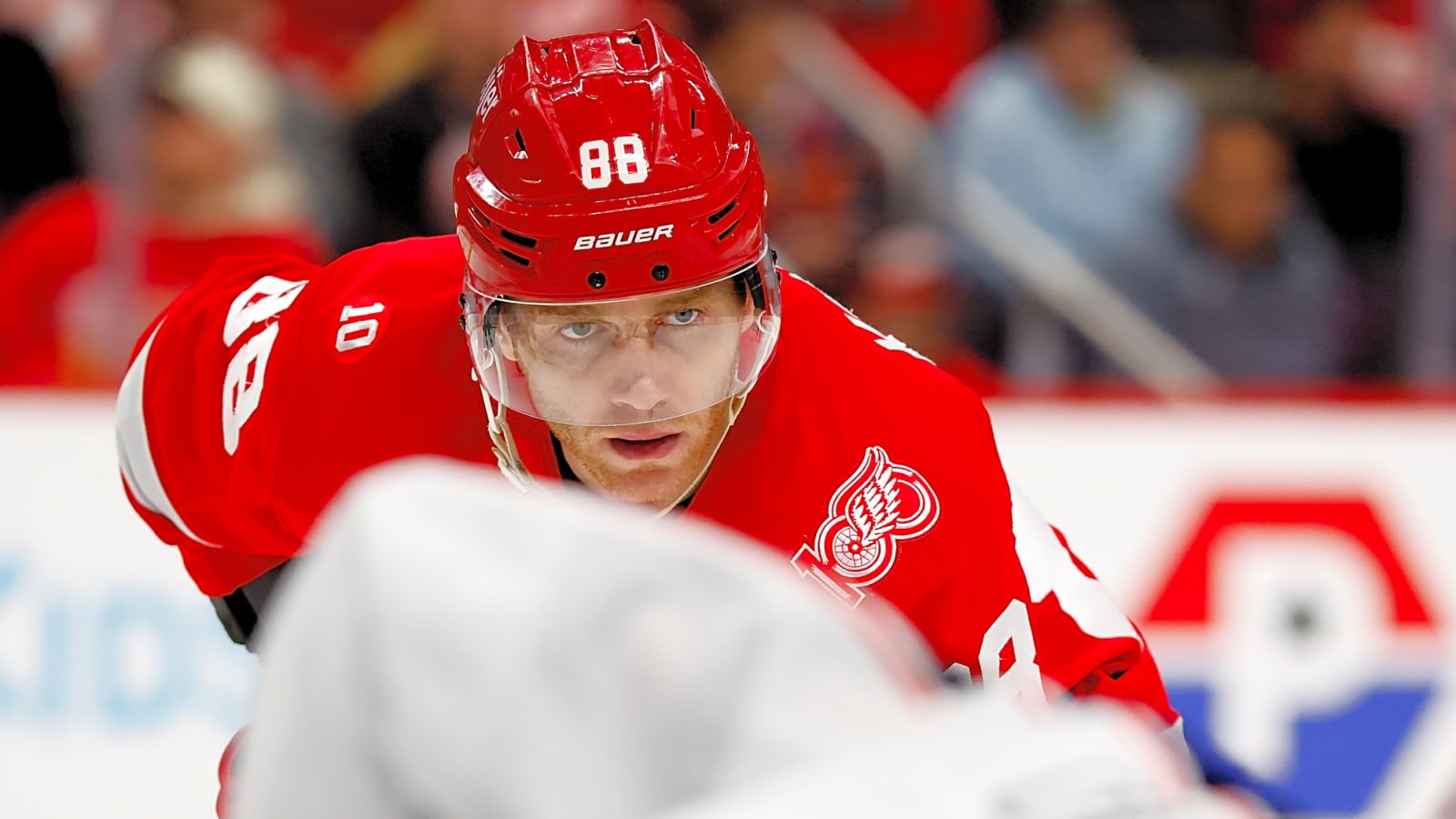 Red Wings want him back, but Patrick Kane has other plans