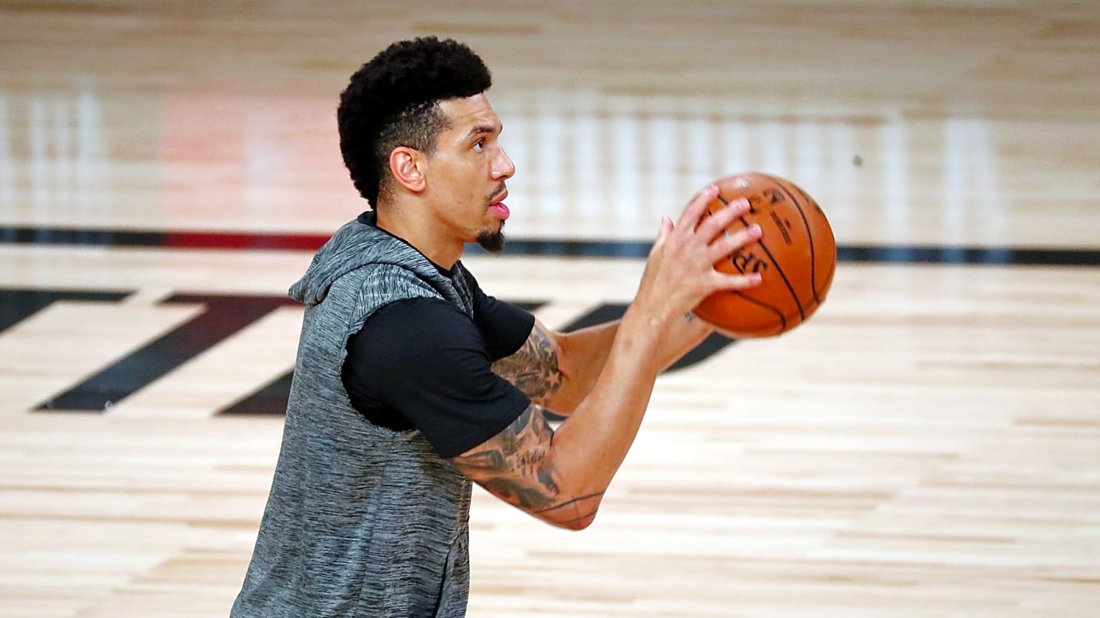 Danny Green says Lakers players can feel ownership uncertainty