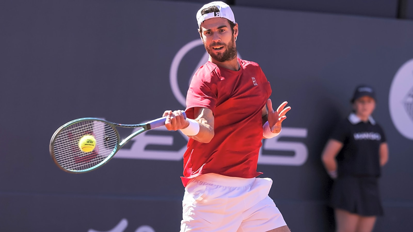 Karen Khachanov confronts Alejandro Davidovich Fokina in bizarre scenes after Barcelona Open win