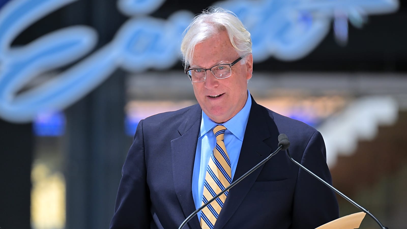 Details On When Sale Of Lakers To Mark Walter Is Expected To Close