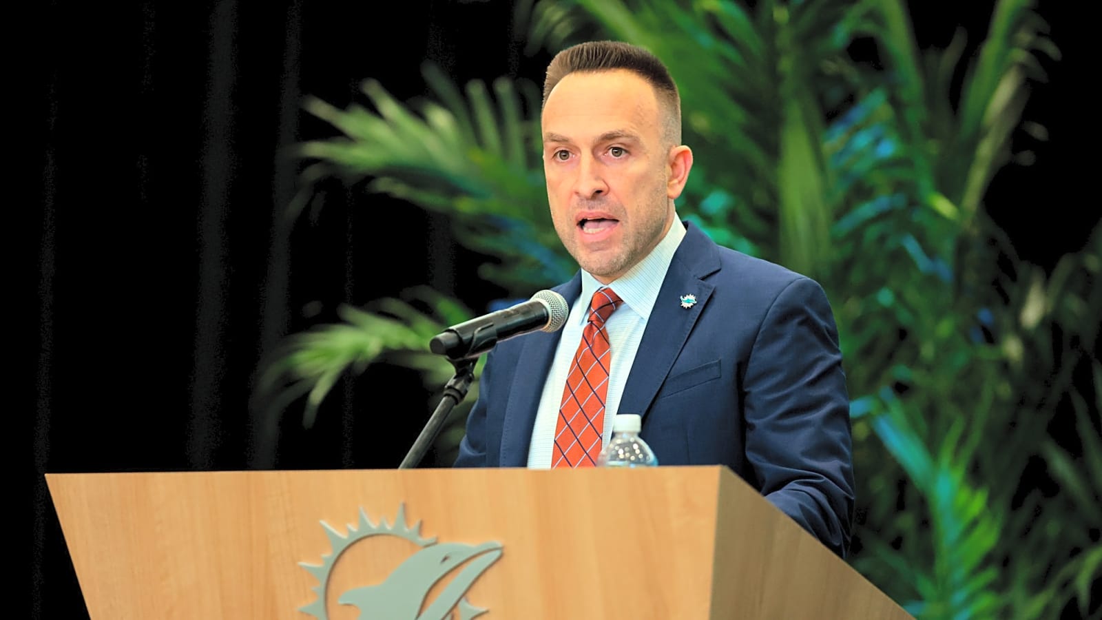 Dolphins’ Jeff Hafley Raves About Former Eagles OC