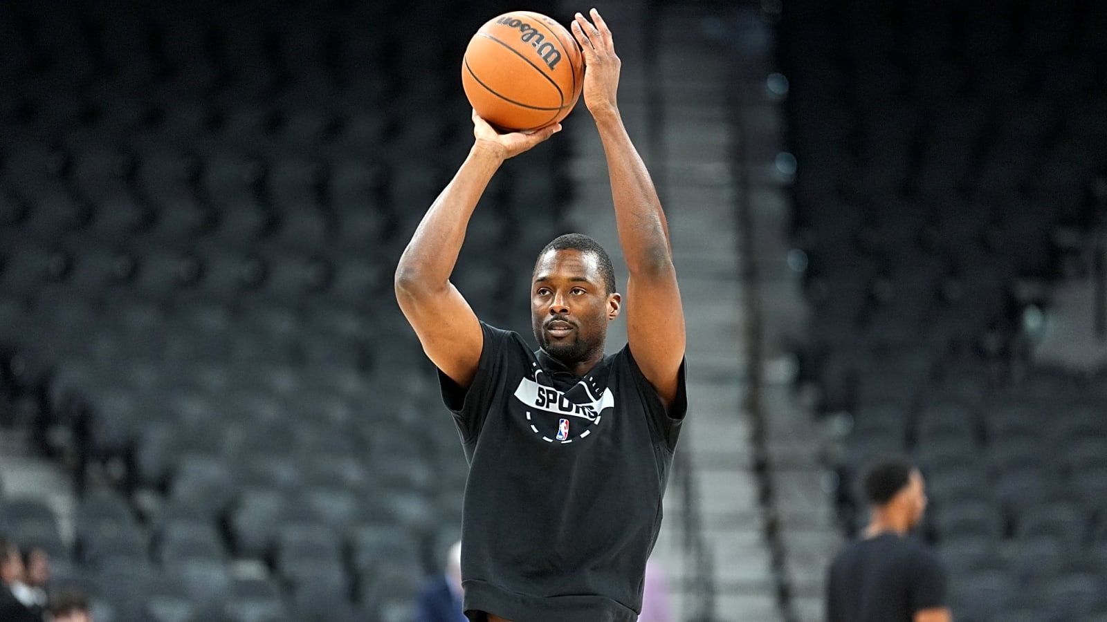 Spurs defeat Grizzlies 111-101