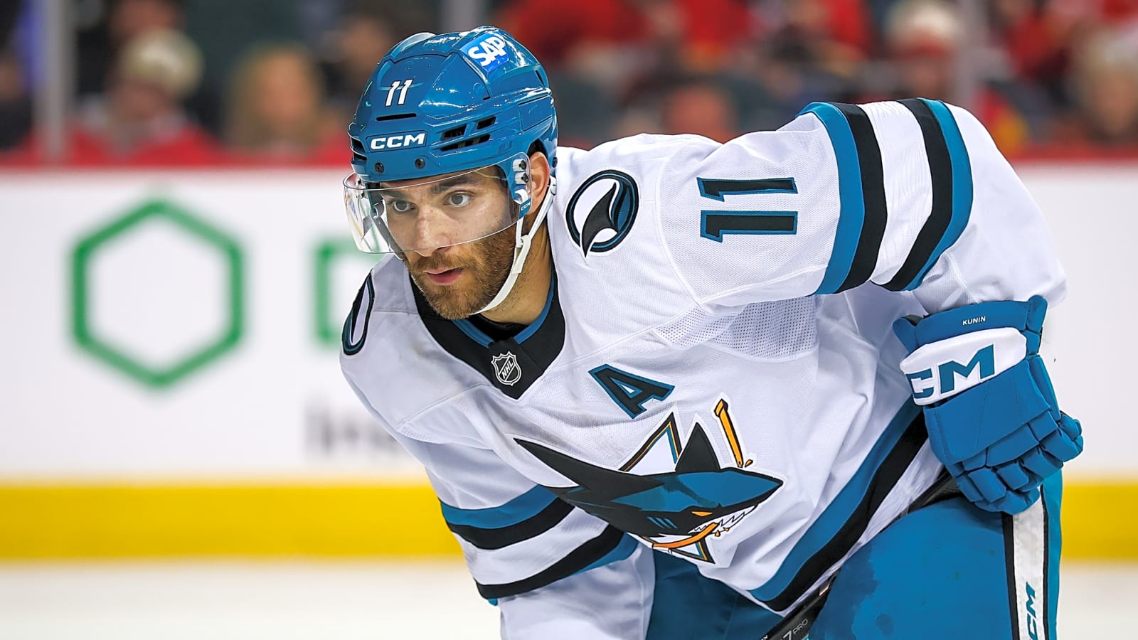 Panthers sign versatile forward