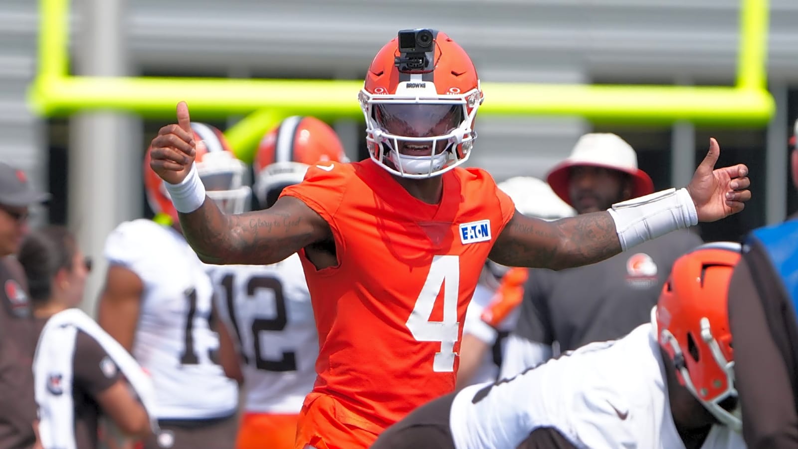 Deshaun Watson got hostile reception from Browns fans at camp