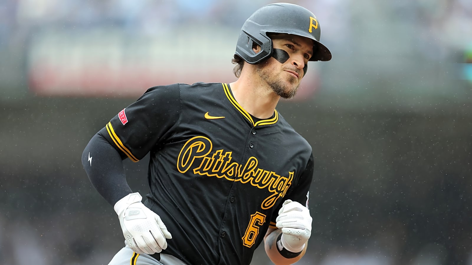 Red Sox release catcher Yasmani Grandal