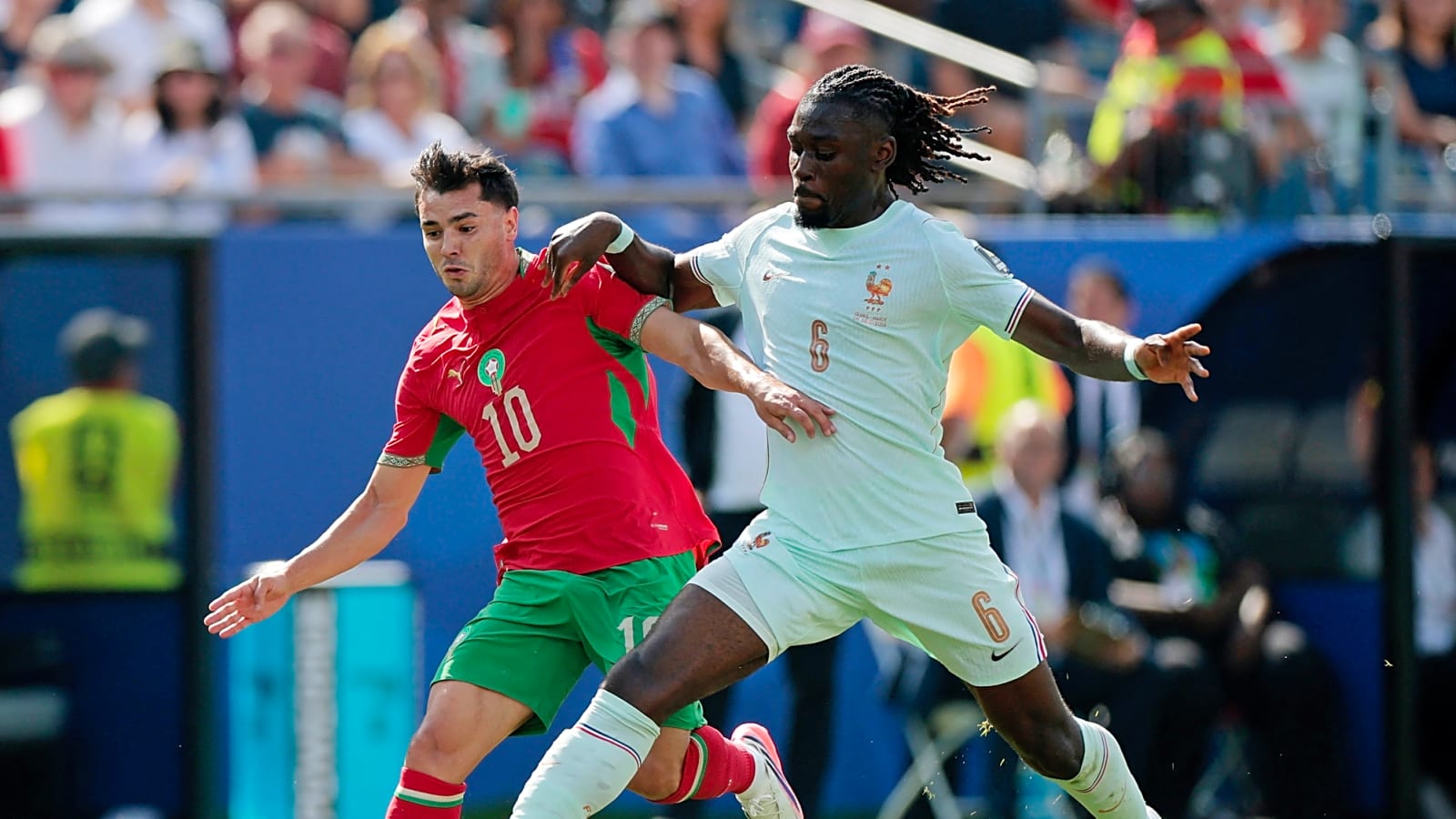 Manchester United reach agreement for Manu Kone