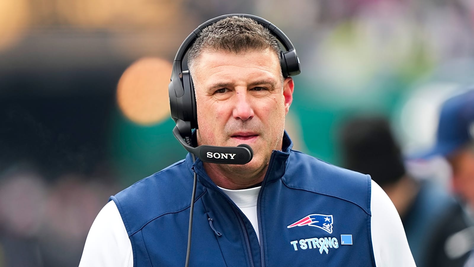 Mike Vrabel sends warning to Patriots after playoff win over Chargers