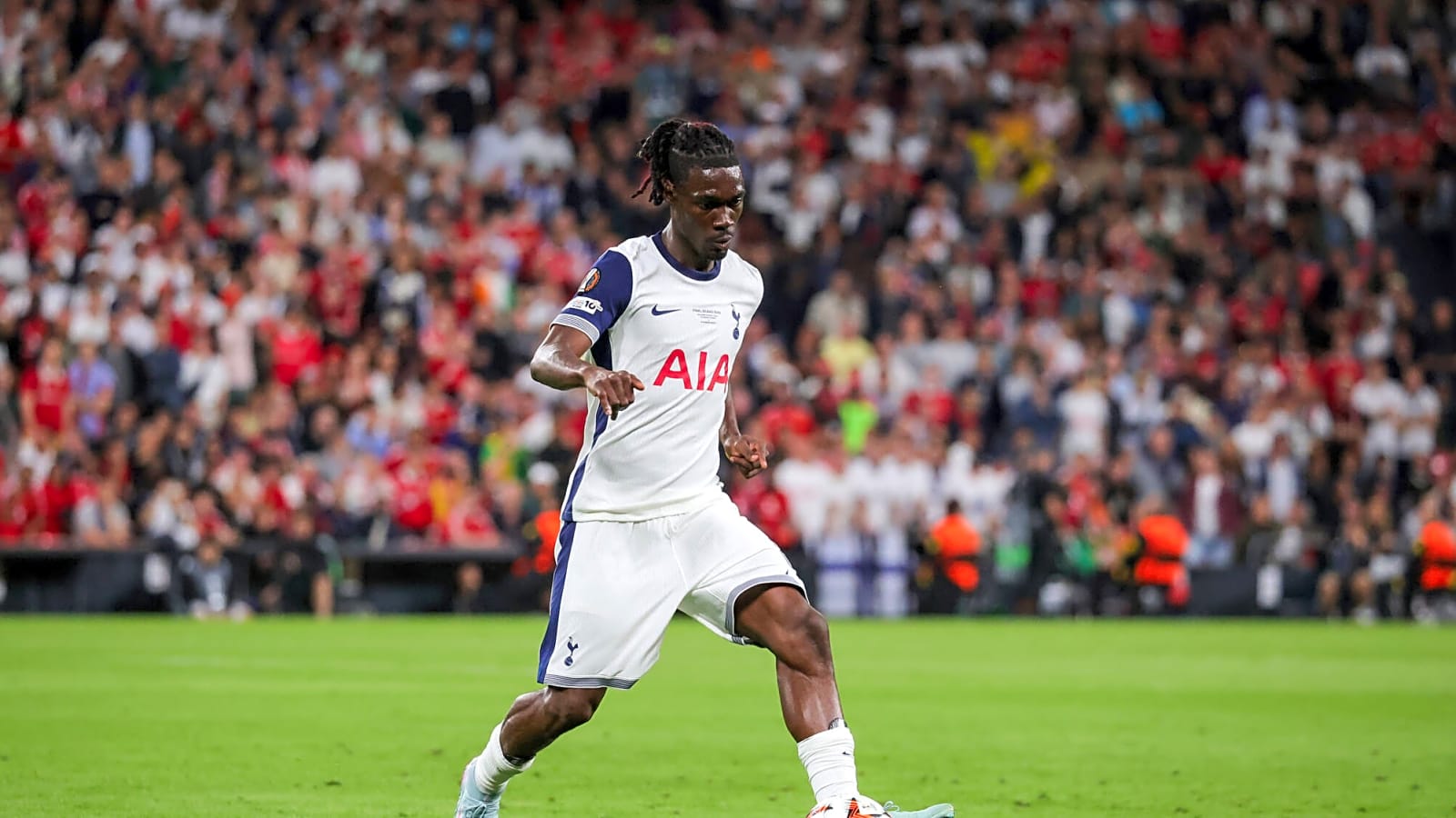 'Not consistent enough'- Alasdair Gold believes Tottenham should cut ties with ‘inconsistent’ midfielder; he is facing an uncertain future at N17