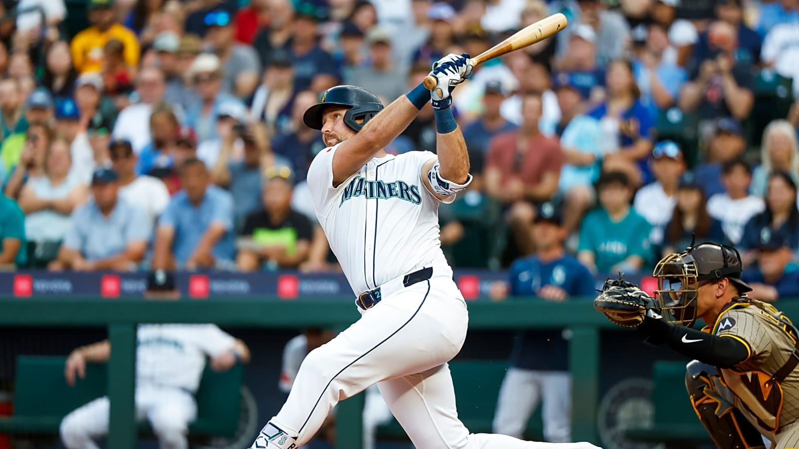 Cal Raleigh Joins HOF Ken Griffey Jr. As 2nd Mariners Star to Hit 50 Home Runs in One Season