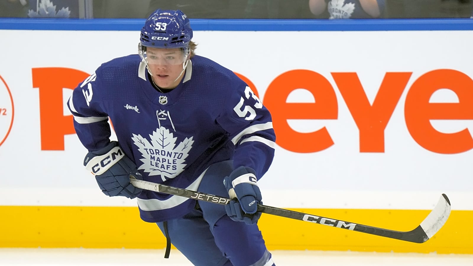 Why the Toronto Maple Leafs should trade Easton Cowan now