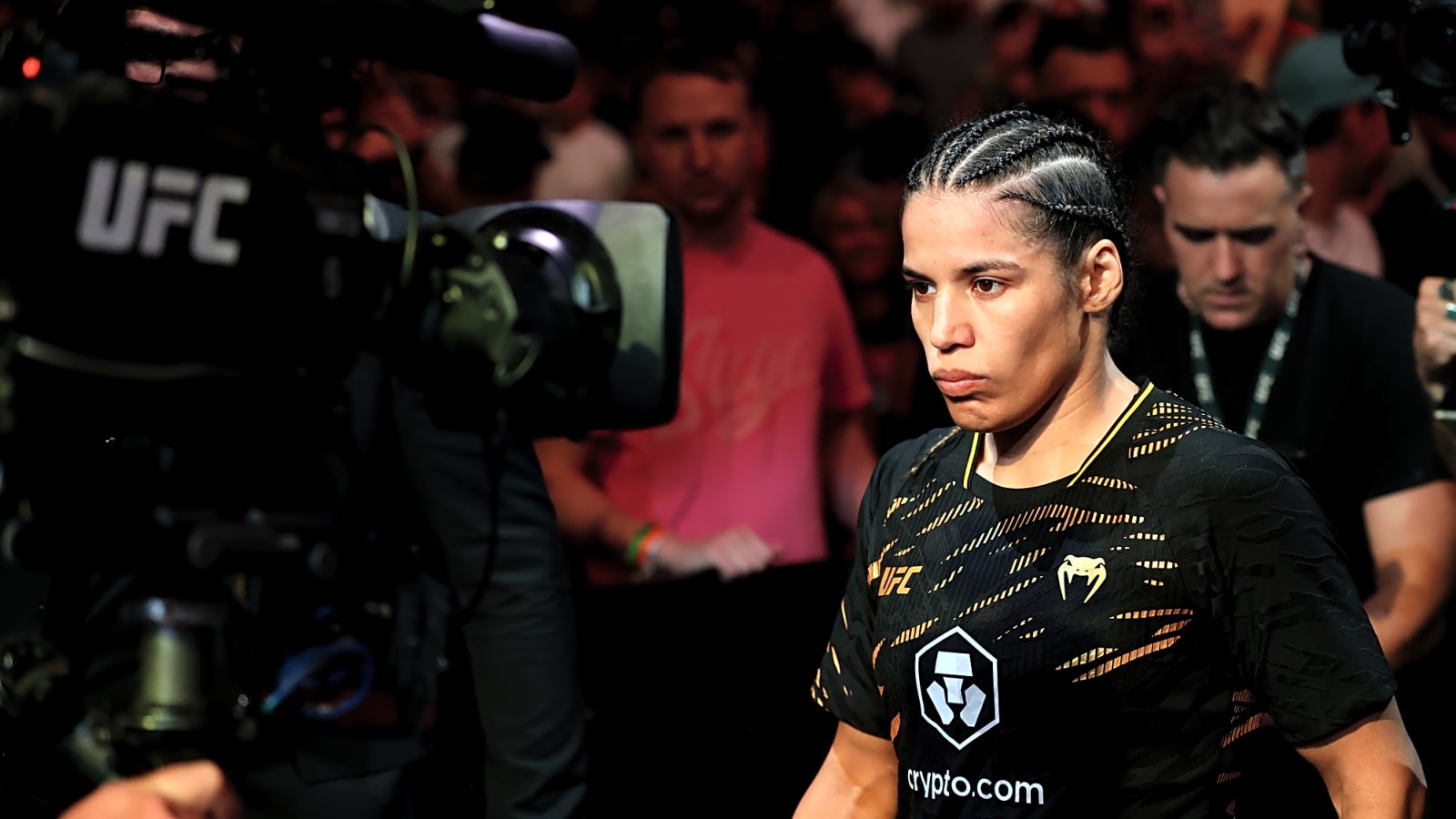 Julianna Pena reveals who she&#39;d rather win between Kayla Harrison and Amanda Nunes