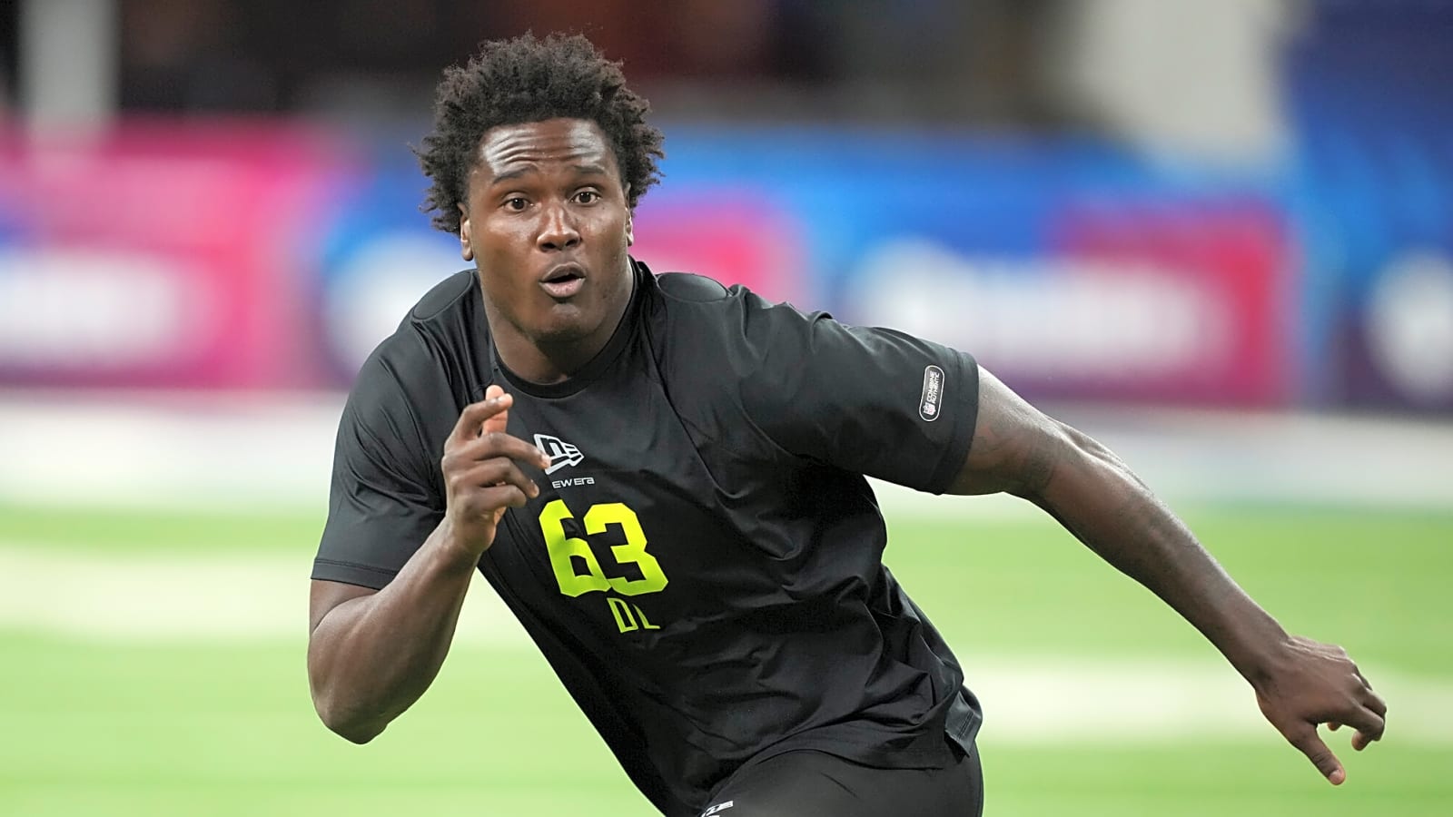 Falcons, Texans Host DE Zion Young