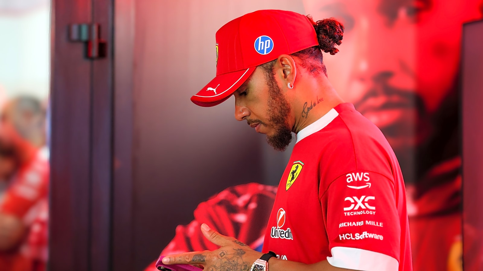 Lewis Hamilton’s Emotional Tribute to Frank Williams Resurfaces Six Years Later