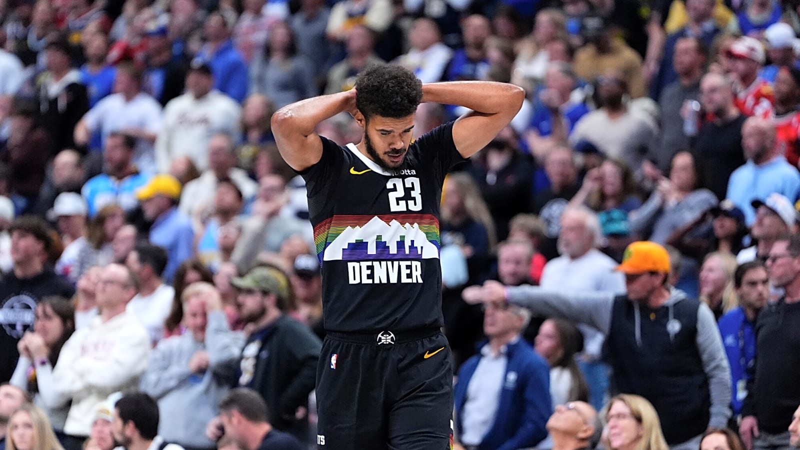 Aaron Gordon Suffers Grade 2 Right Hamstring Strain