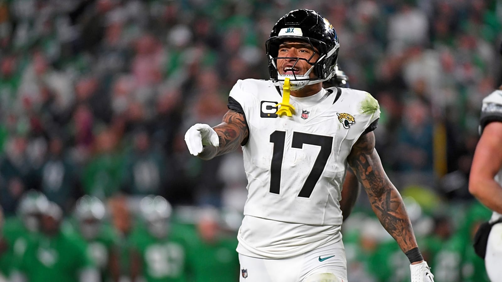 Broncos TE Evan Engram Embracing the Role of &#39;Joker&#39; & &#39;Cleaner&#39;
