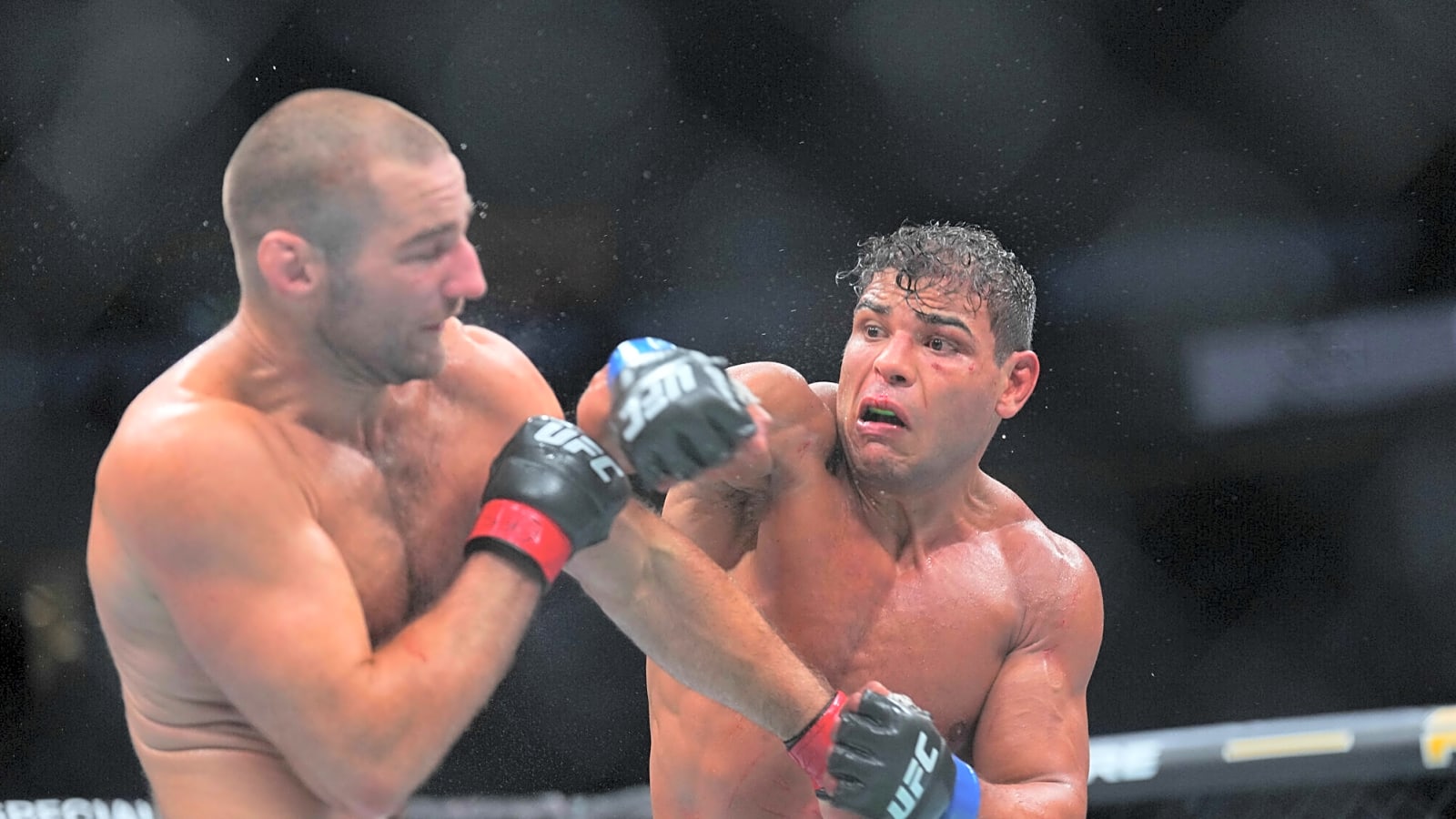 Reinier de Ridder and Paulo Costa reportedly added to stacked Holloway–Oliveira 2 card