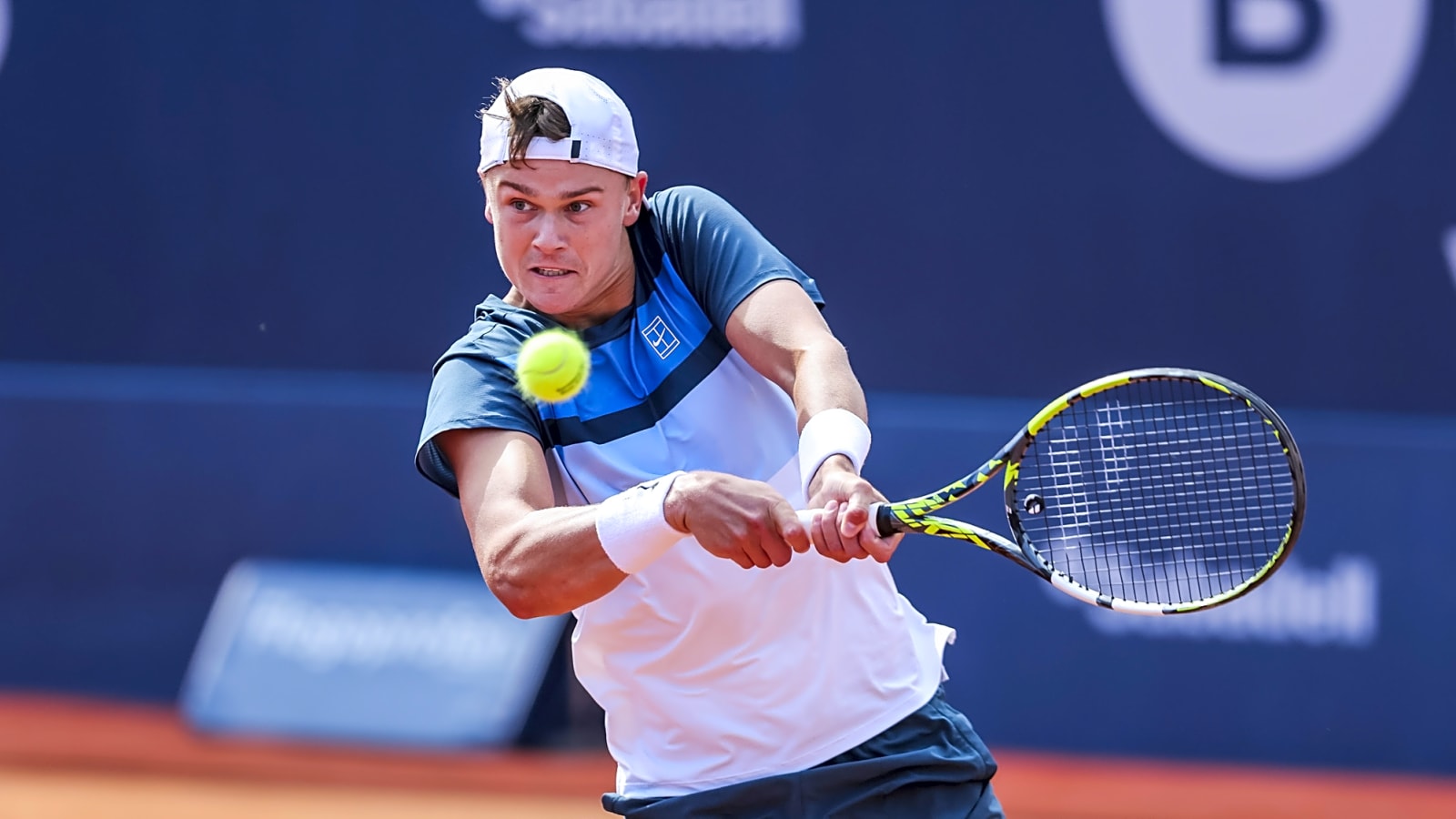 Watch: Holger Rune made to wait to get hands on Barcelona Open title despite beating Carlos Alcaraz in final