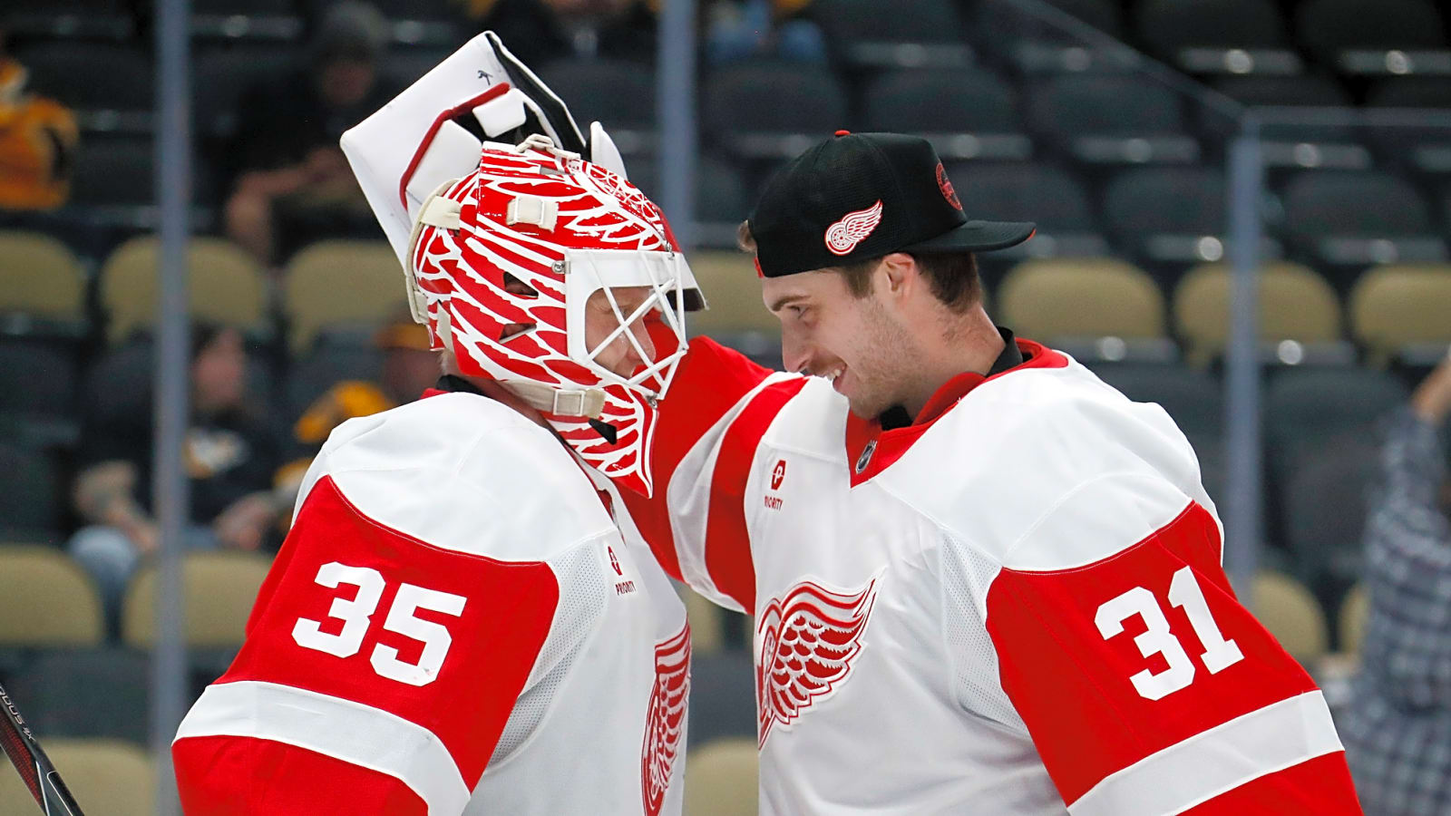 Red Wings sign Carter Gylander to one-year contract