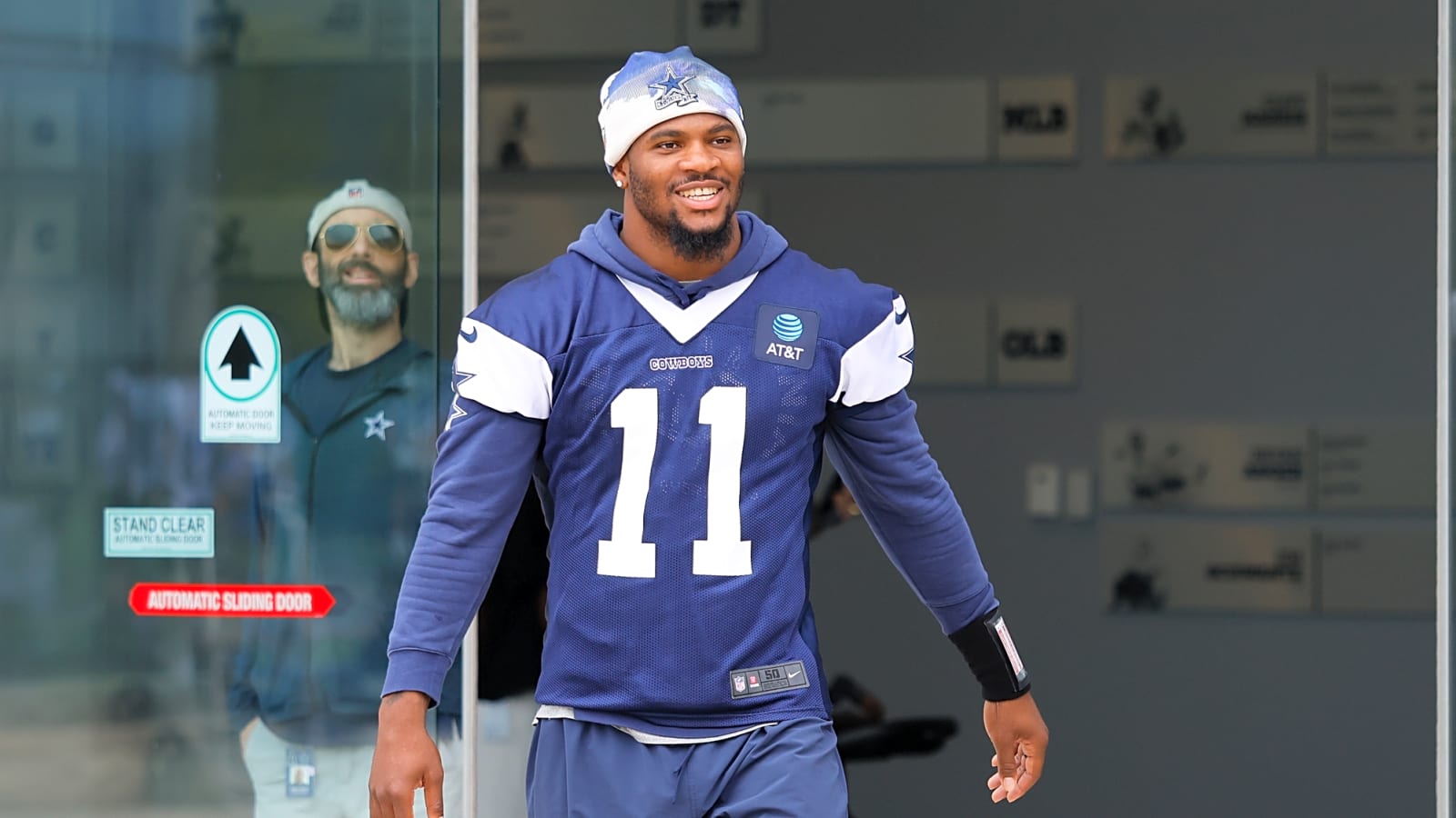 Cowboys-Micah Parsons Negotiations Could Be Held Up By Term Length