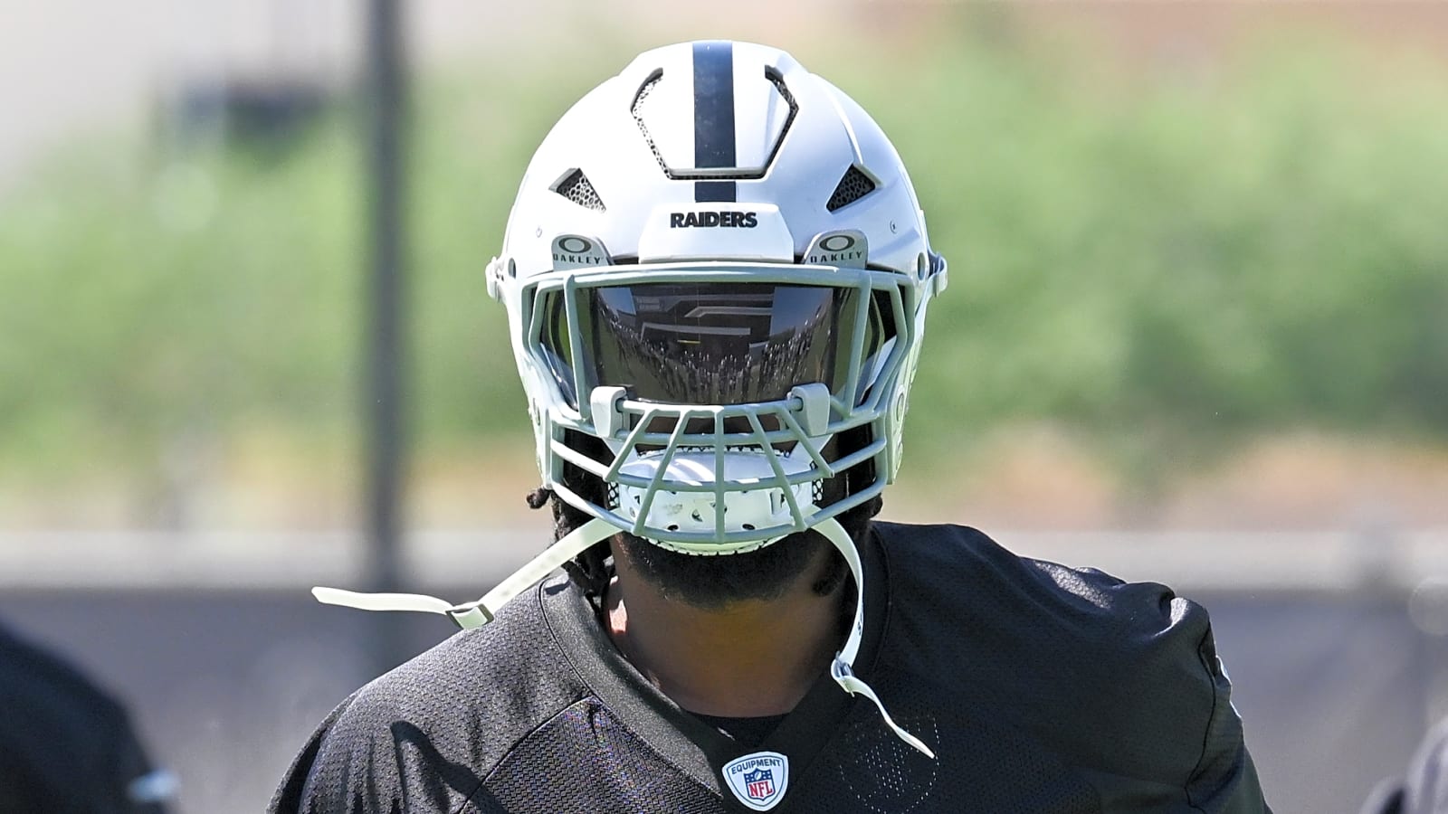 Defensive lineman shares interesting statement on Raiders offense